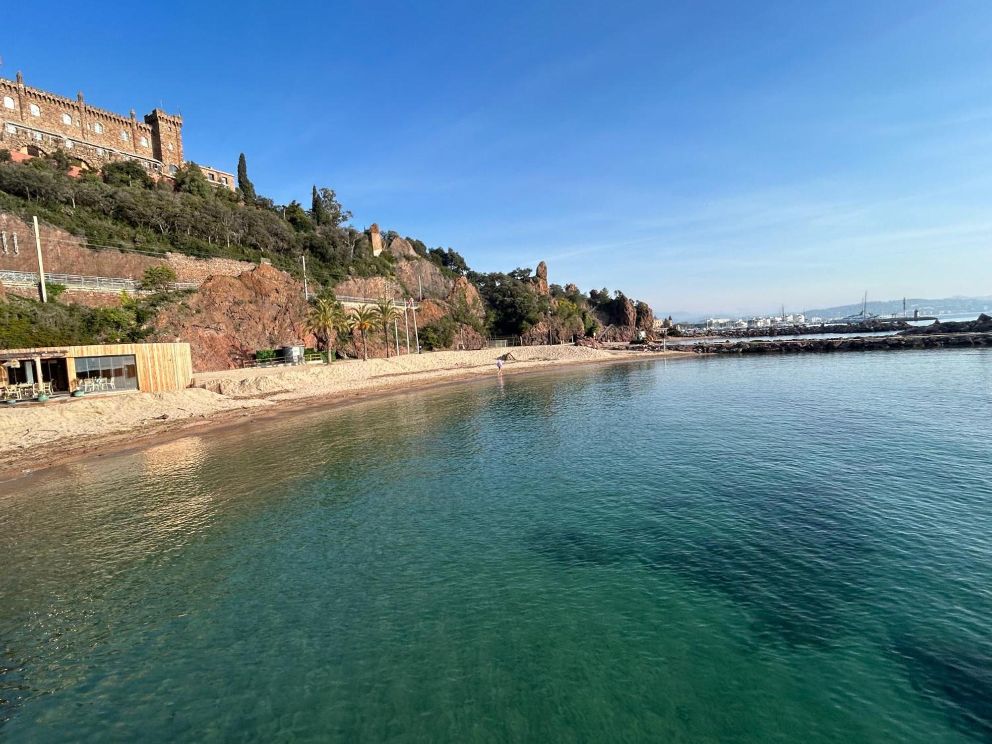 Riviera Beach Hotel Мандельё-ла-Напуль Экстерьер фото